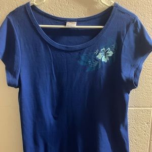Crazy Shirts Hawaii Women’s Floral Top T-Shirt